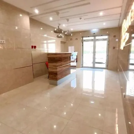 Elite 1e アパート ポルティマン