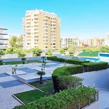 Appartement Elite 1e *